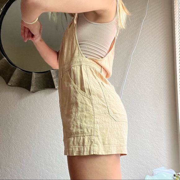 Urban outfitters romper - Picture 2 of 4